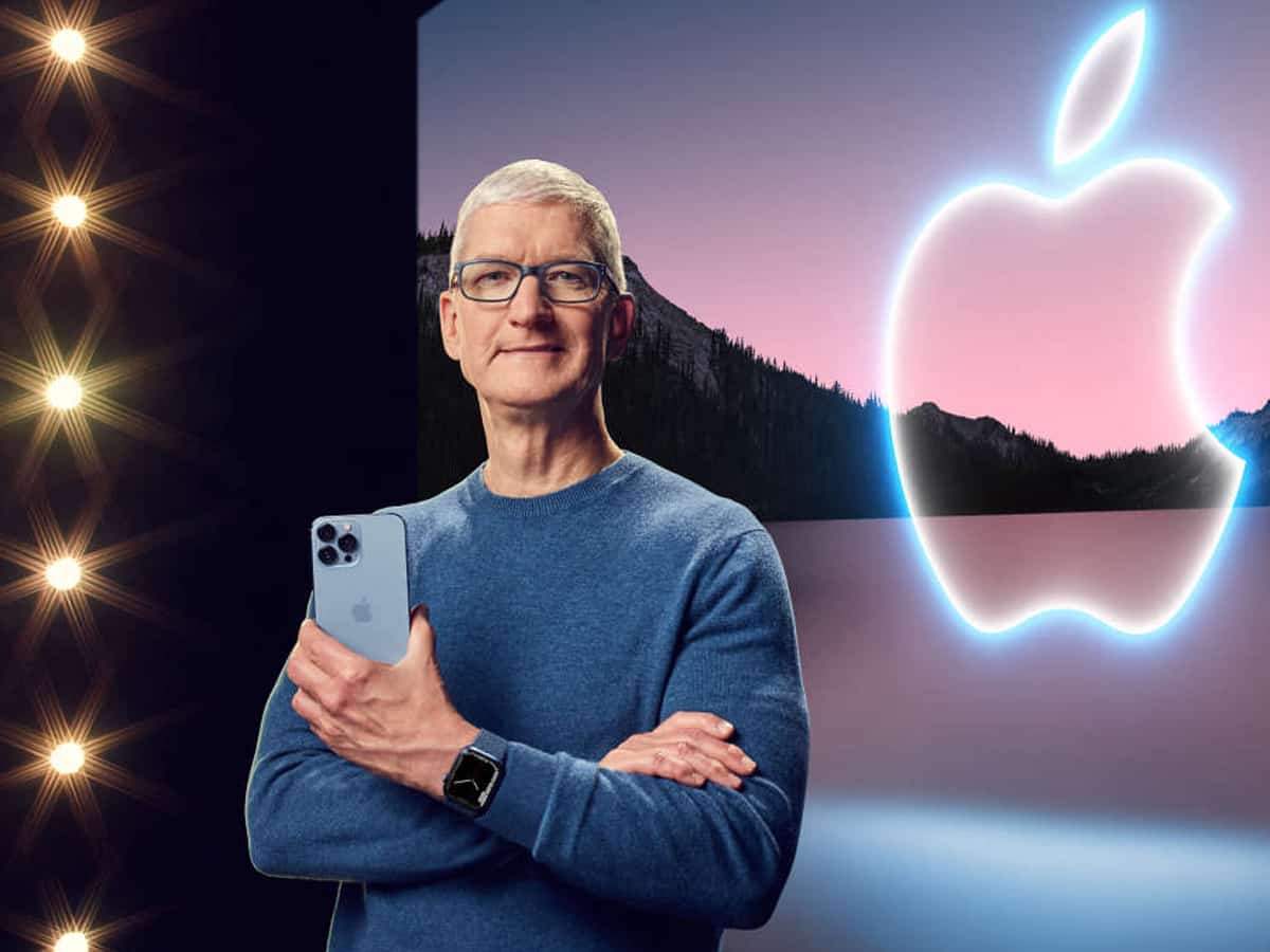 Tim Cook tells employees to donate for Ukraine relief