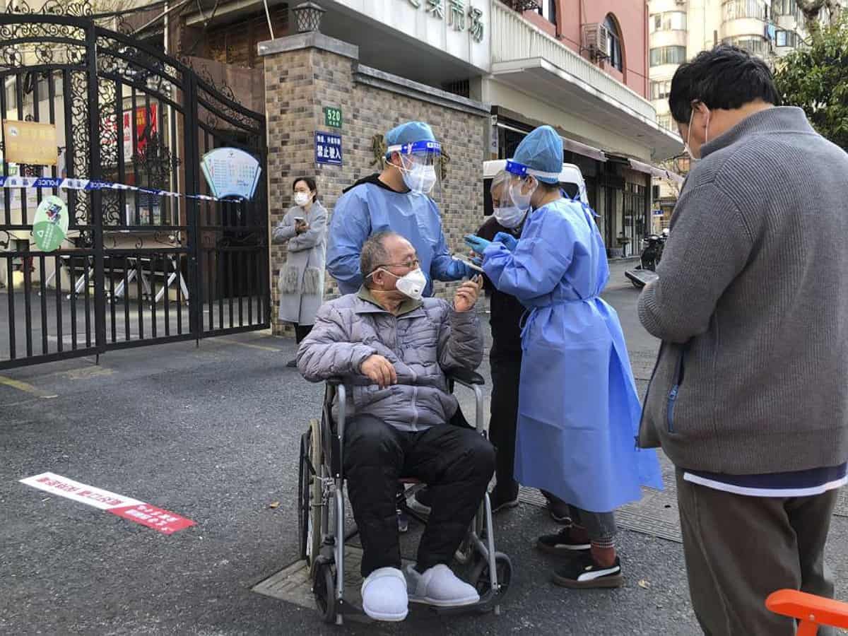 Shanghai hospital pays the price for China's COVID response