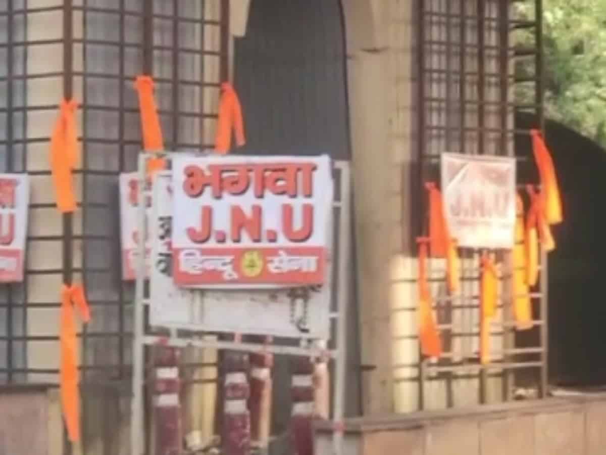 Hindu Sena puts up saffron flags outside JNU, cops remove it