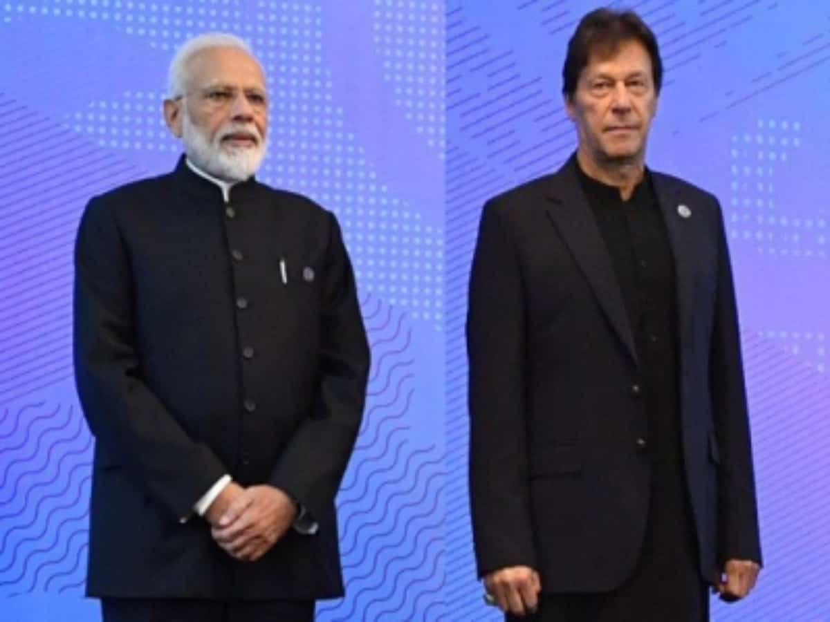 Shock and awe in Pak after Imran praises Modi's foreign policy