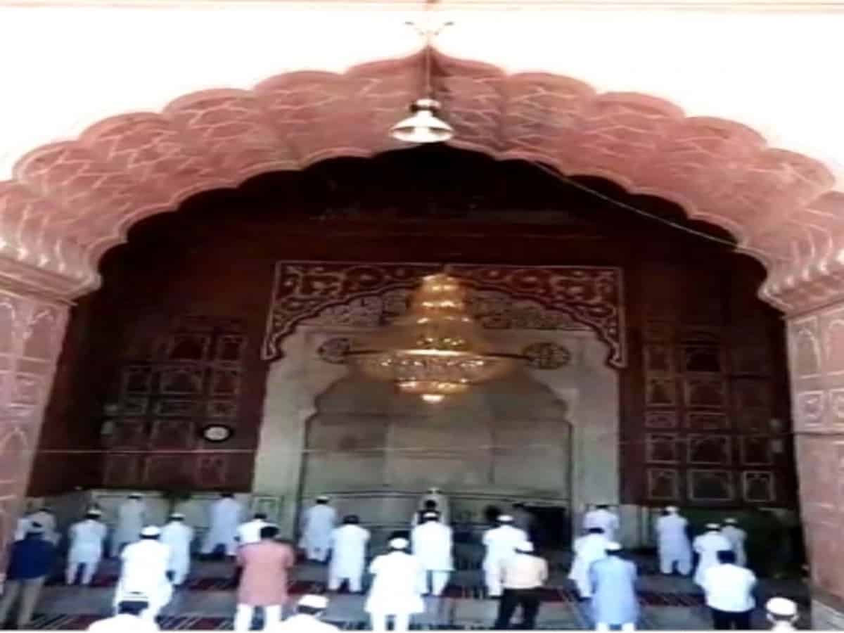 Security beefed up for 'Jummat-ul vida namaz' in Lucknow