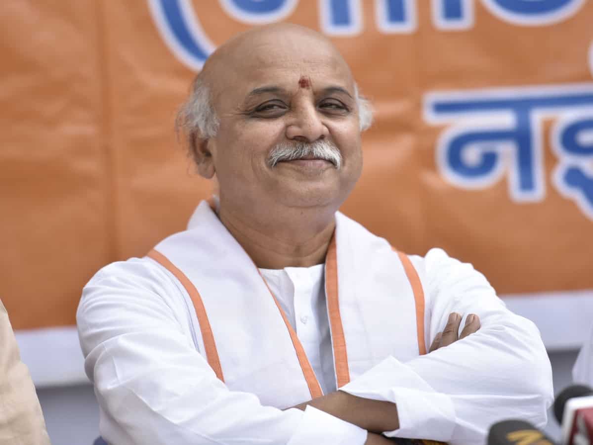 Praveen Togadia threatens agitation against unemployment