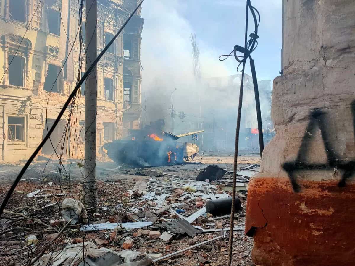 Top Russian diplomat warns Ukraine against provoking WWIII