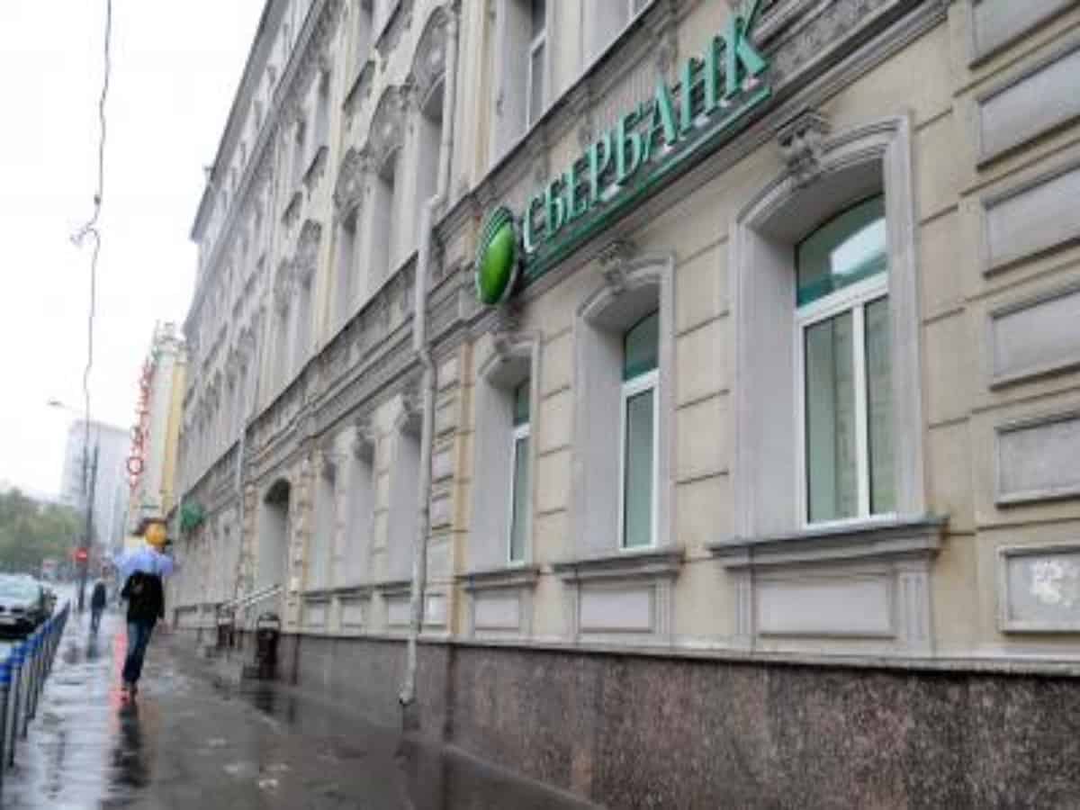 EU to sanction Russia's Sberbank, other banks: Report