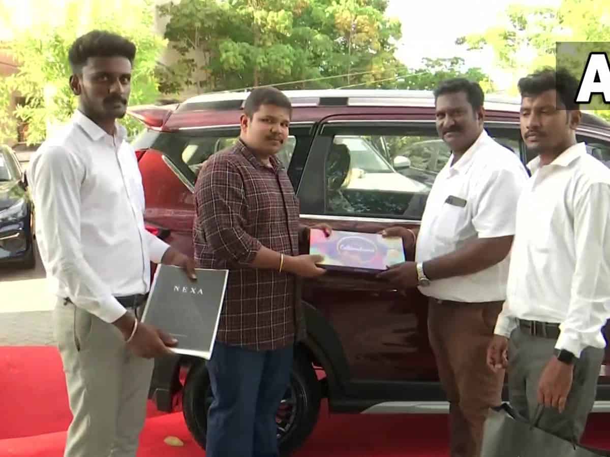 Chennai-based IT firm gifts cars to its 100 employees