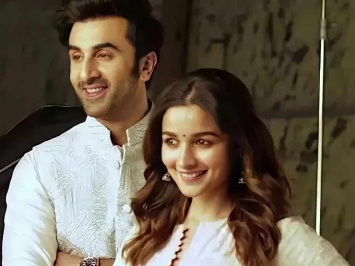 Ranbir Kapoor, Alia Bhatt return to Mumbai from babymoon