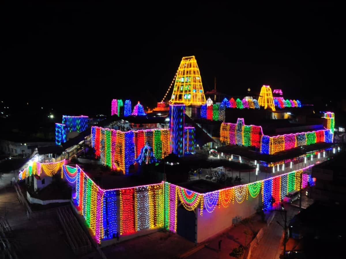 Thousands participate in celestial wedding at Bhadrachalam temple