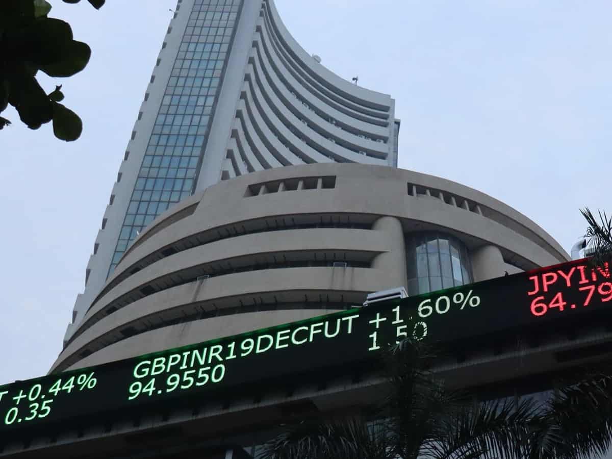 Sensex declines 400 points in early trade; Nifty tests 17,690 level