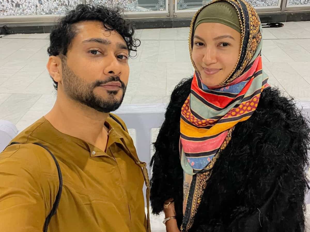 Gauahar Khan, Zaid Darbar reach Madinah [Photos]