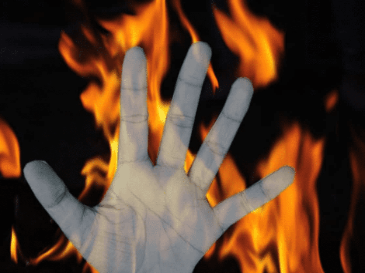 Telangana: Man sets nephews alight over property dispute