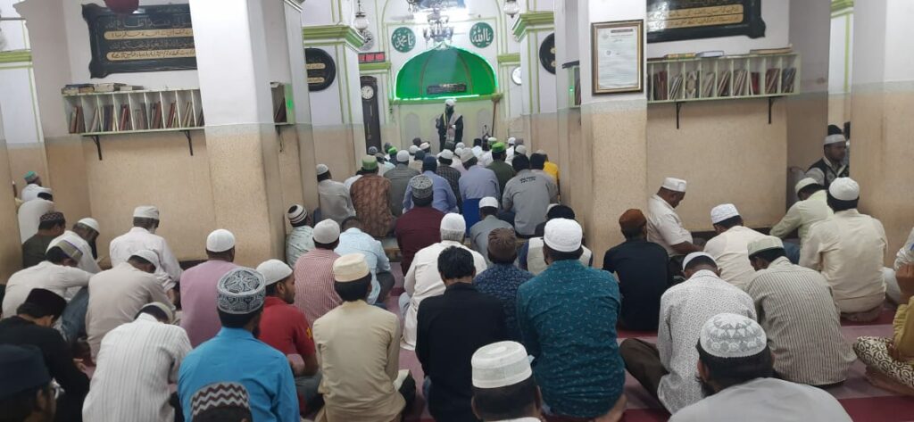 Friday prayer at Masjid-e-Mahboob Shahi
