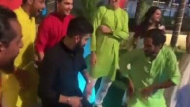 Virat Kohli grooves on 'Oo Antava' from 'Pushpa', video goes viral