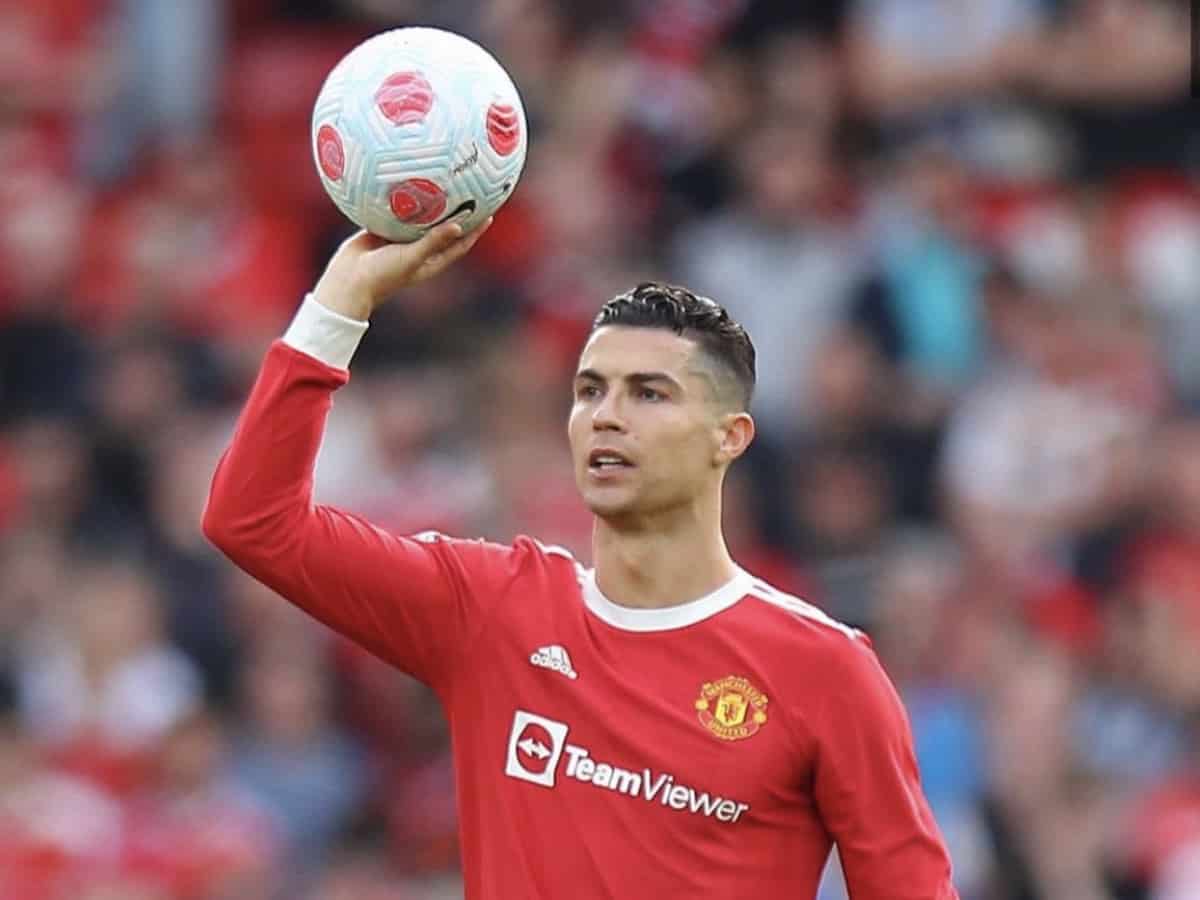 Ronaldo not a distraction, says Portugal coach Santos