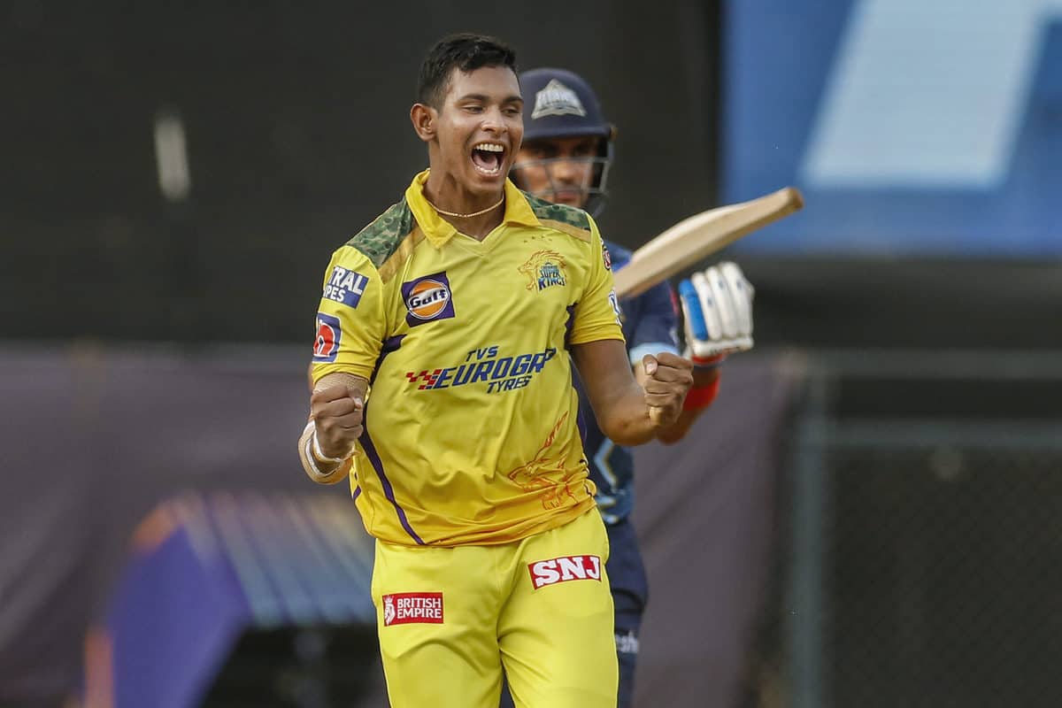 IPL 2022 Match 62 - Chennai Super Kings vs Gujarat Titans