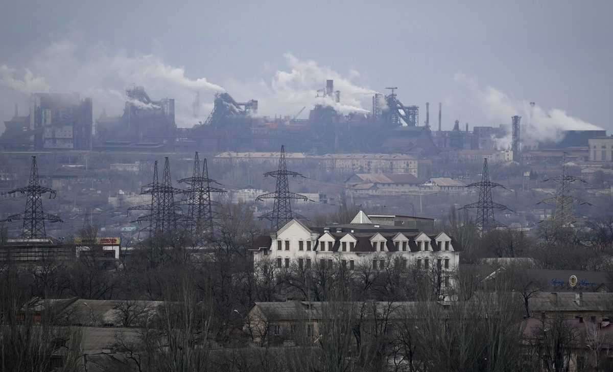 Russian troops surrender in Kharkiv, Ukraine military says 'they realise hopelessness of their situation'