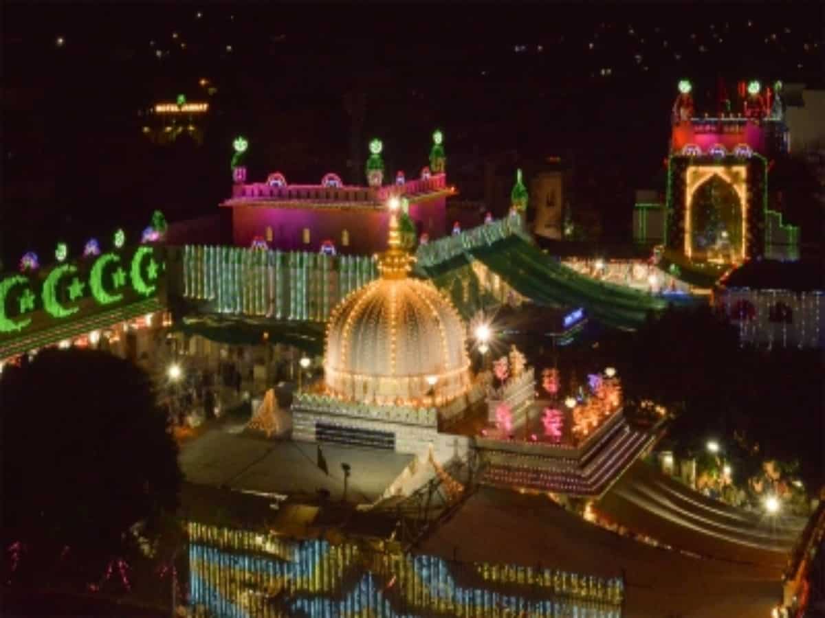 'Ajmer Sharif is beyond comparison to any worldly monuments'