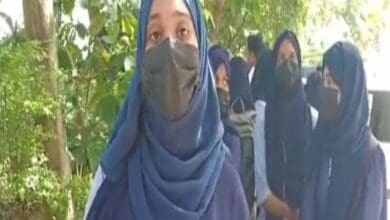 Karnataka: Students urge college to allow Hijab, blame ABVP for protest