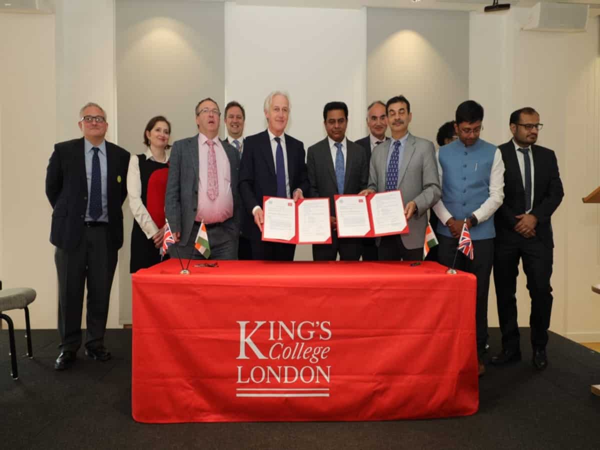 Telagana: KTR signs MoU with Kings College London, industries