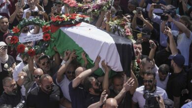 Palestinians mourn slain Al Jazeera journalist, blame Israel