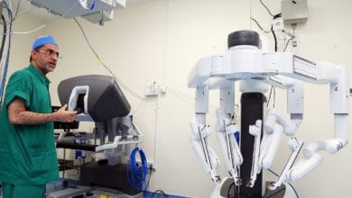 Da Vinci Xi surgical robot perform kidney surgery in Dubai