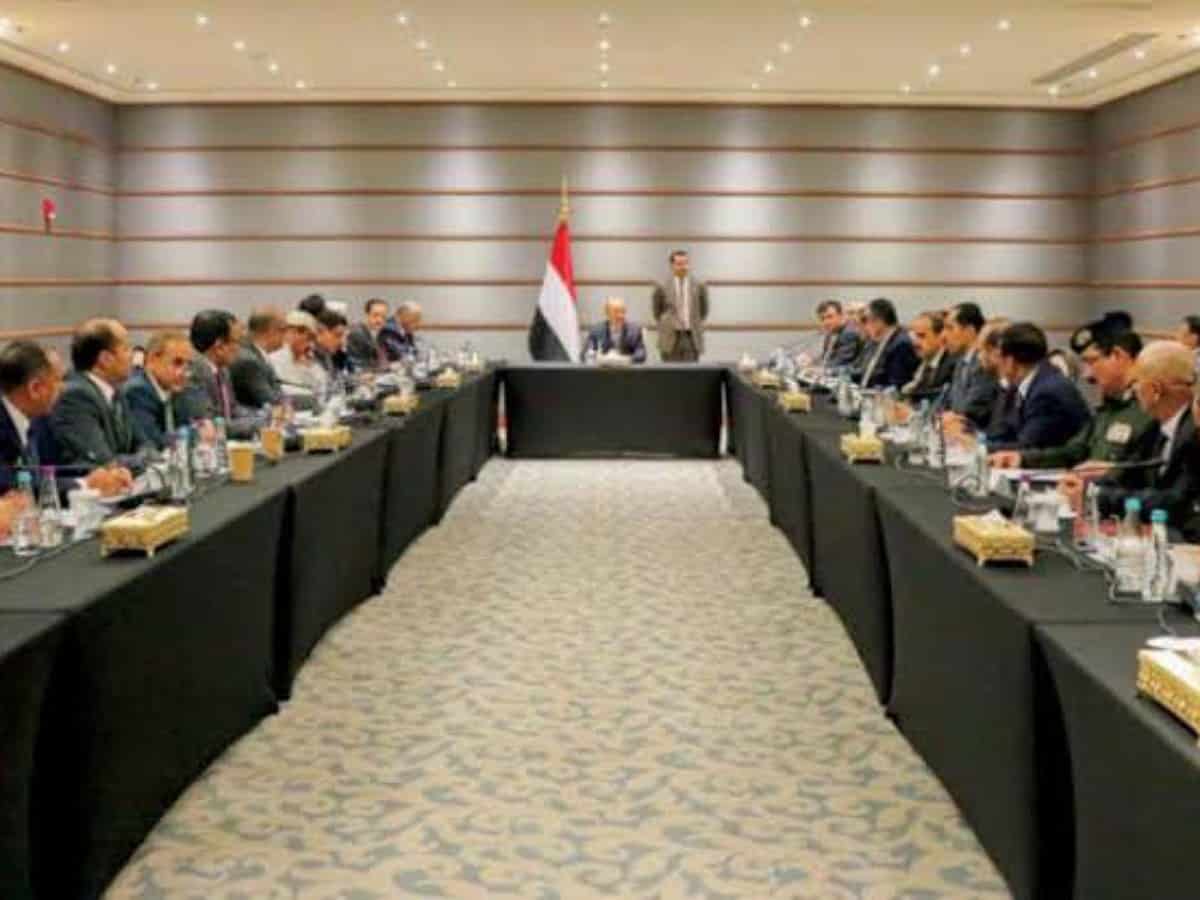 Yemen’s presidential council to restructure army, security forces