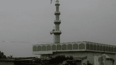 Karnataka district tense after miscreants hoist saffron flag on mosque