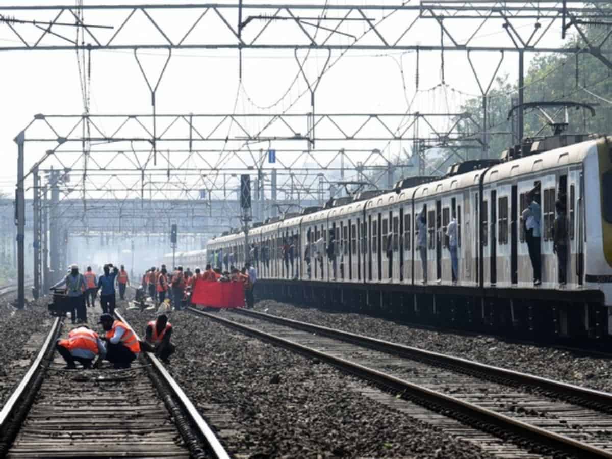 AP: Railway facilitates gangmen, trollymen, gatemen in Vizag