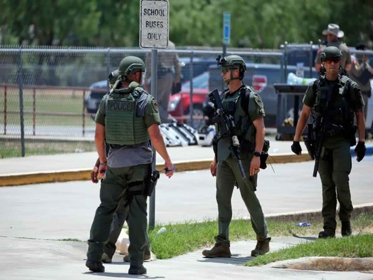 2 students dead, adult hurt in US school shooting