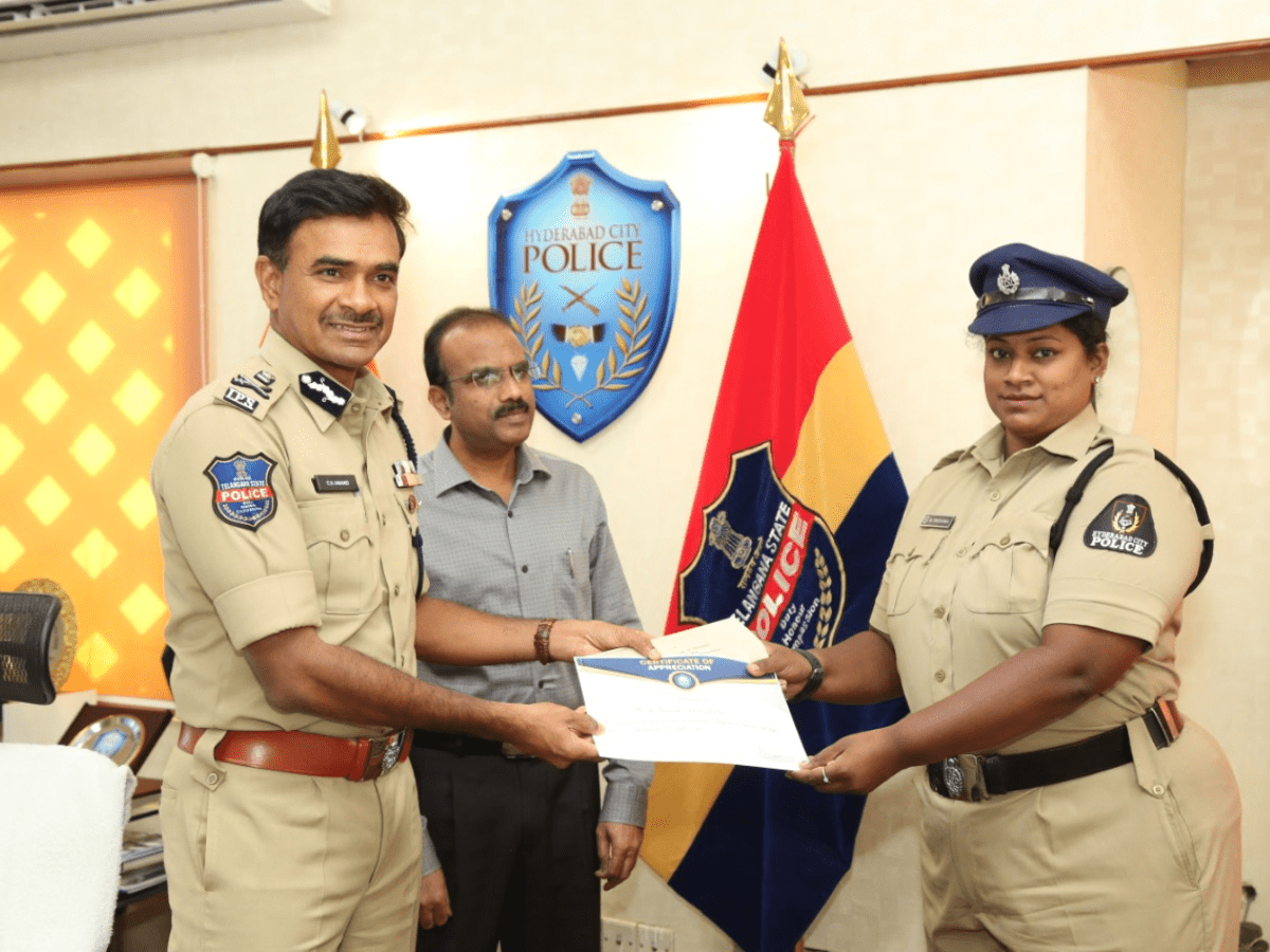 Hyderabad: City cops awarded for displaying acts of kindness