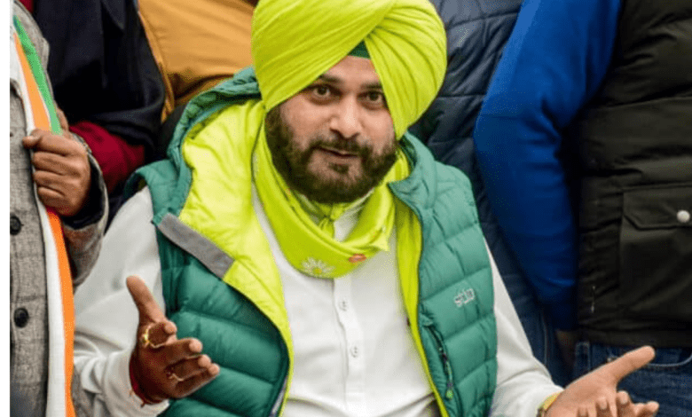 Sidhu makes comeback to cricket commentary amid LS election fever