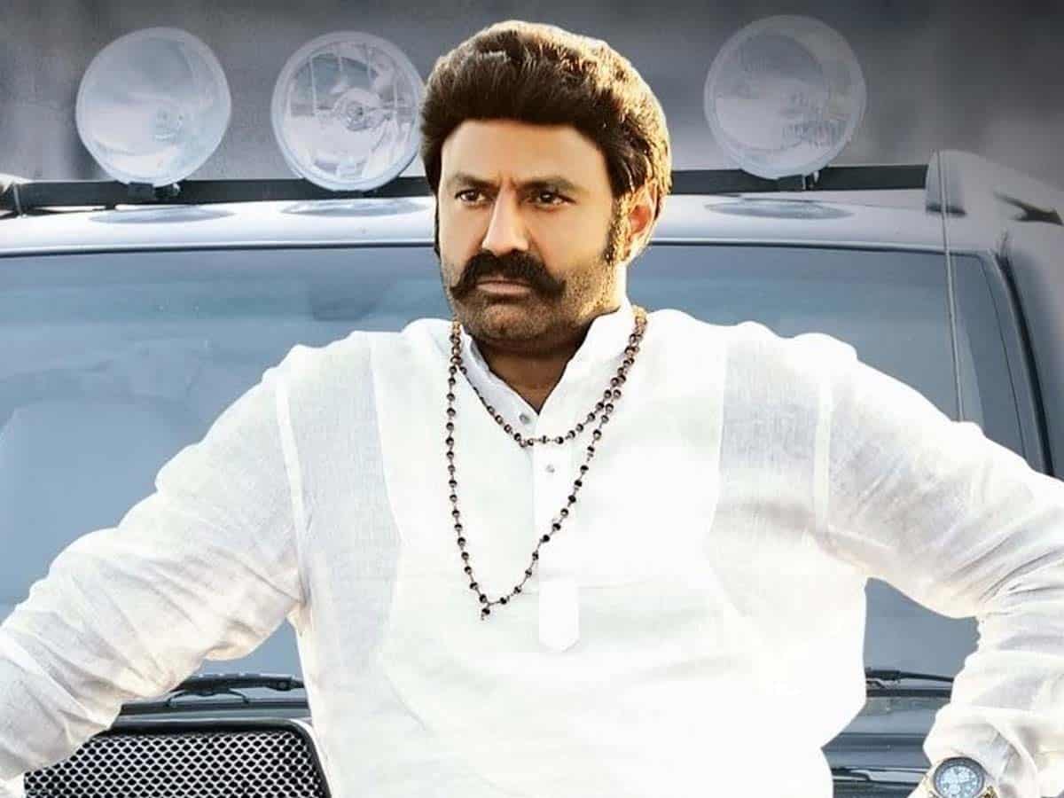 Speeding car rams into actor Balakrishna's house in Hyderabad