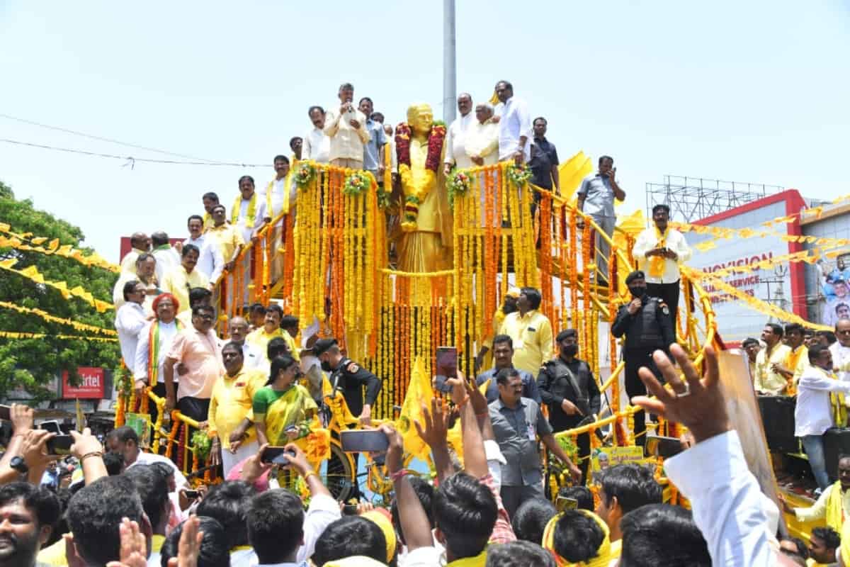 AP: TDP chief pays tributes to NTR on his 99th birth anniversary