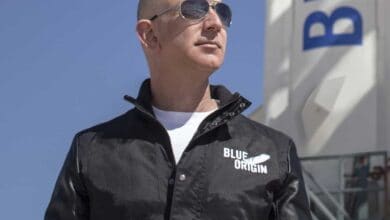 Bezos reminds Amazon baiters how Wall Street, Business Week pundits missed a bn biz