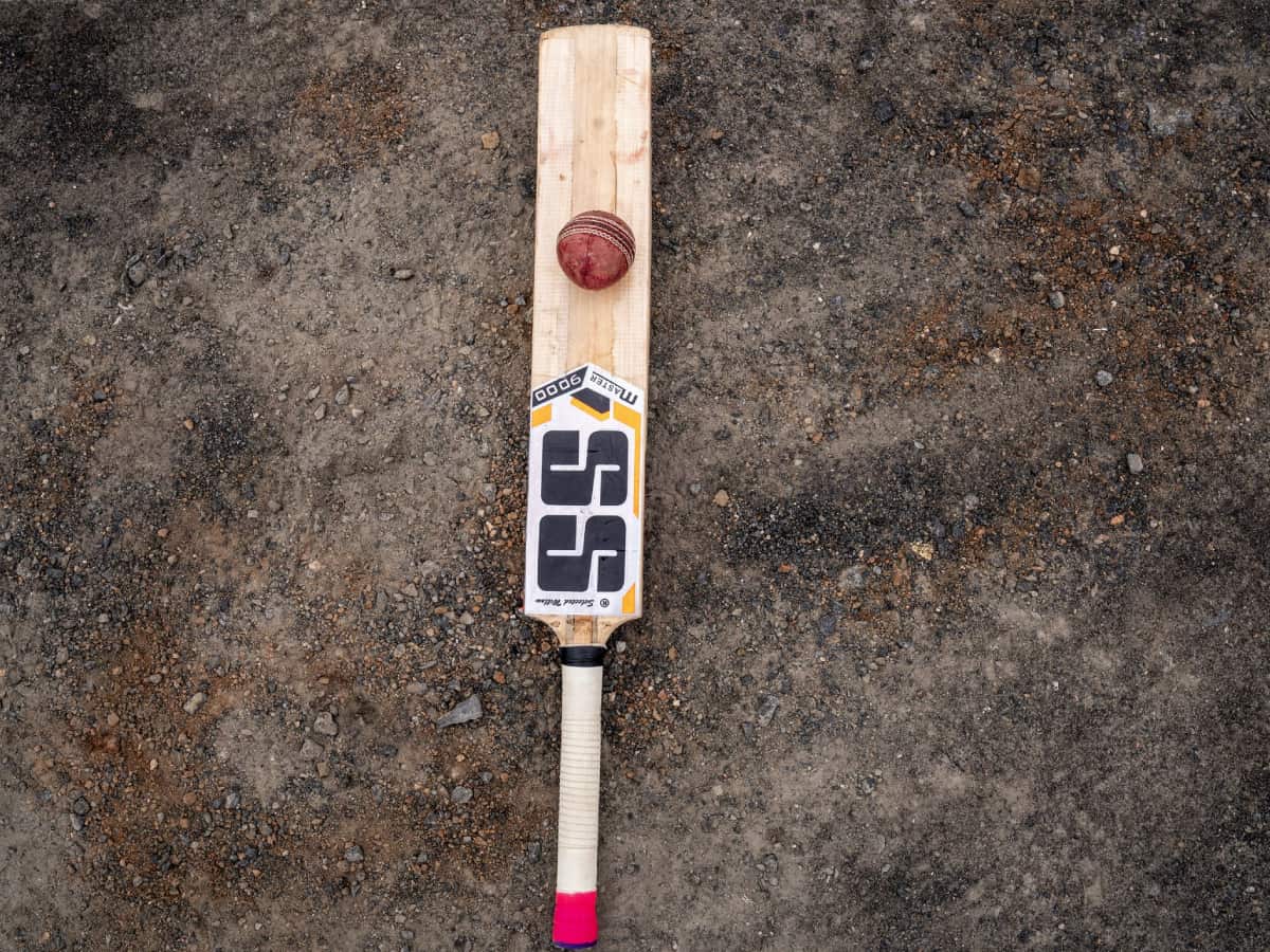 AMU faculty members patent cricket bat with detachable handles