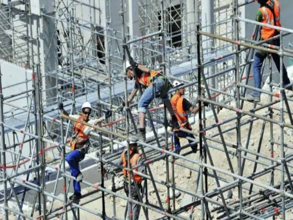 Oman: Largest number of expat workers employed in construction sector