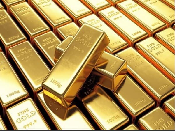 Gold price falls Rs 360 on international trends, rupee appreciation