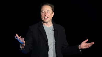 Musk wants US SEC to probe Parag Agrawal's claim on Twitter users