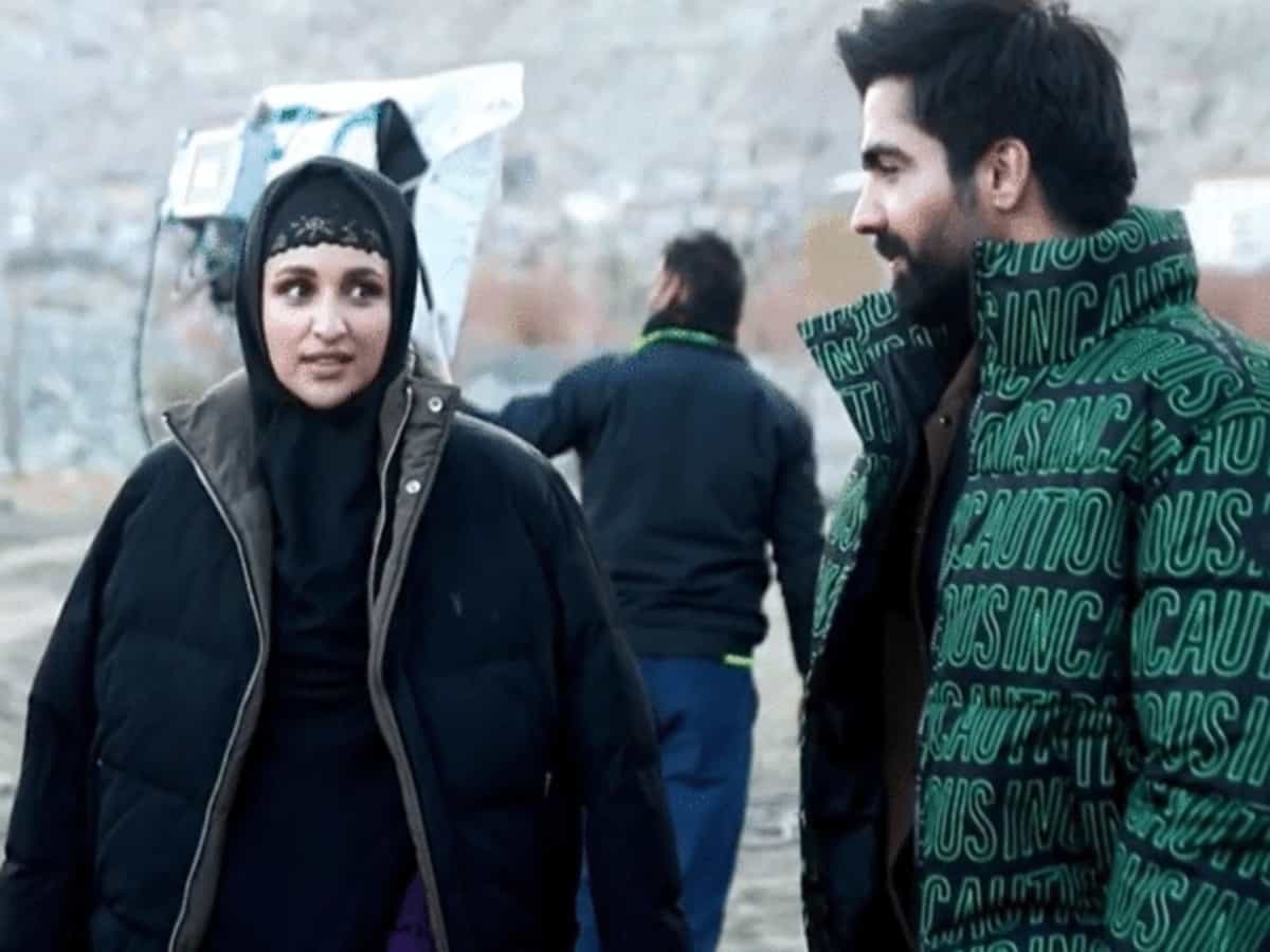 Parineeti Chopra rocks burqa look in -12 degrees, see video 