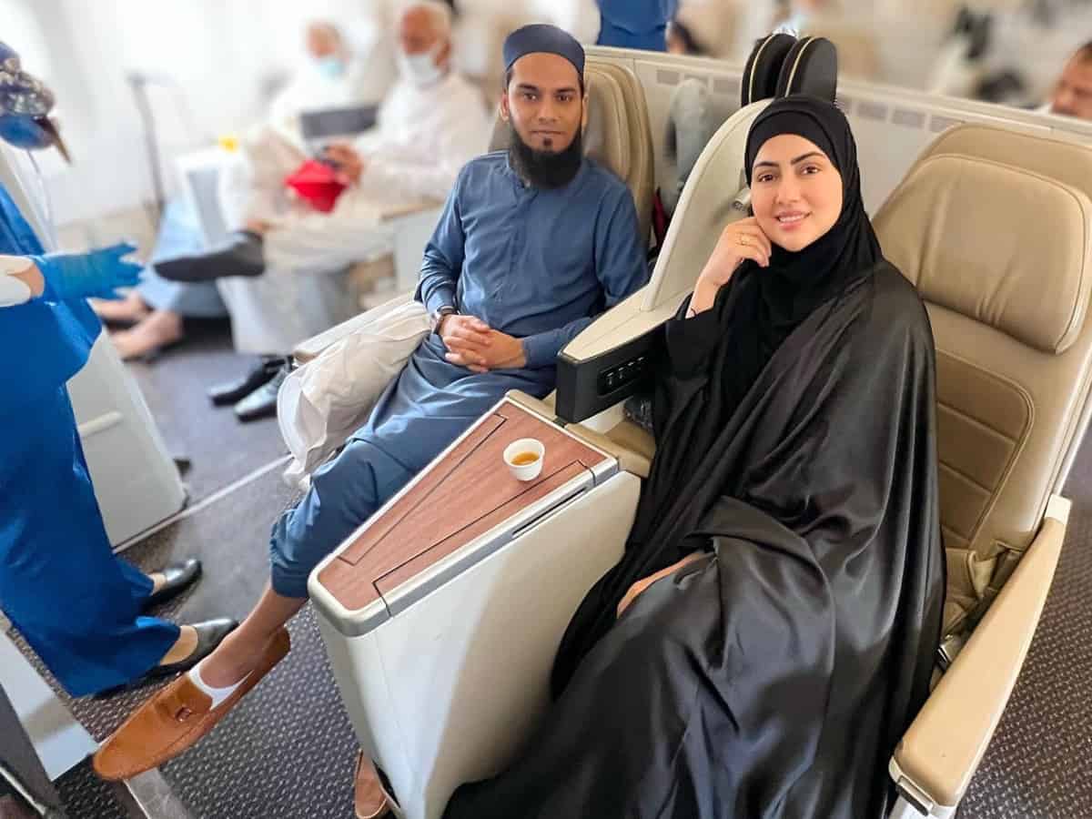 Sana Khan goes on Umrah again, 'Allah has been very kind to us'