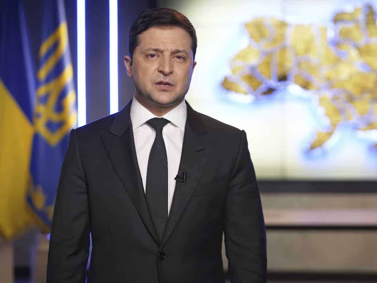 Zelensky discusses Ukraine's reconstruction with BlackRock CEO