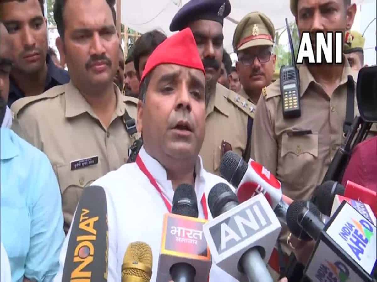 Samajwadi Party slams law and order in UP after triple murder