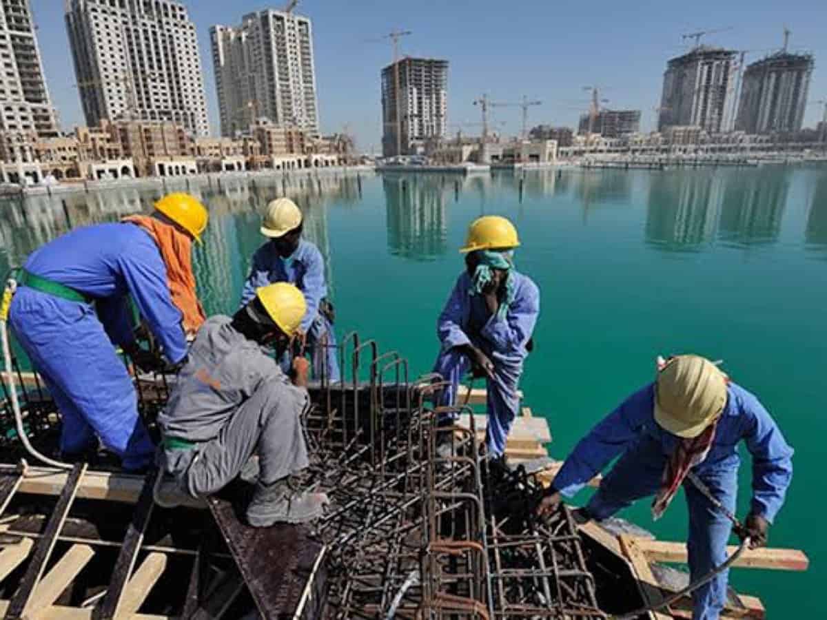 Qatar bans work under the sun until mid-September