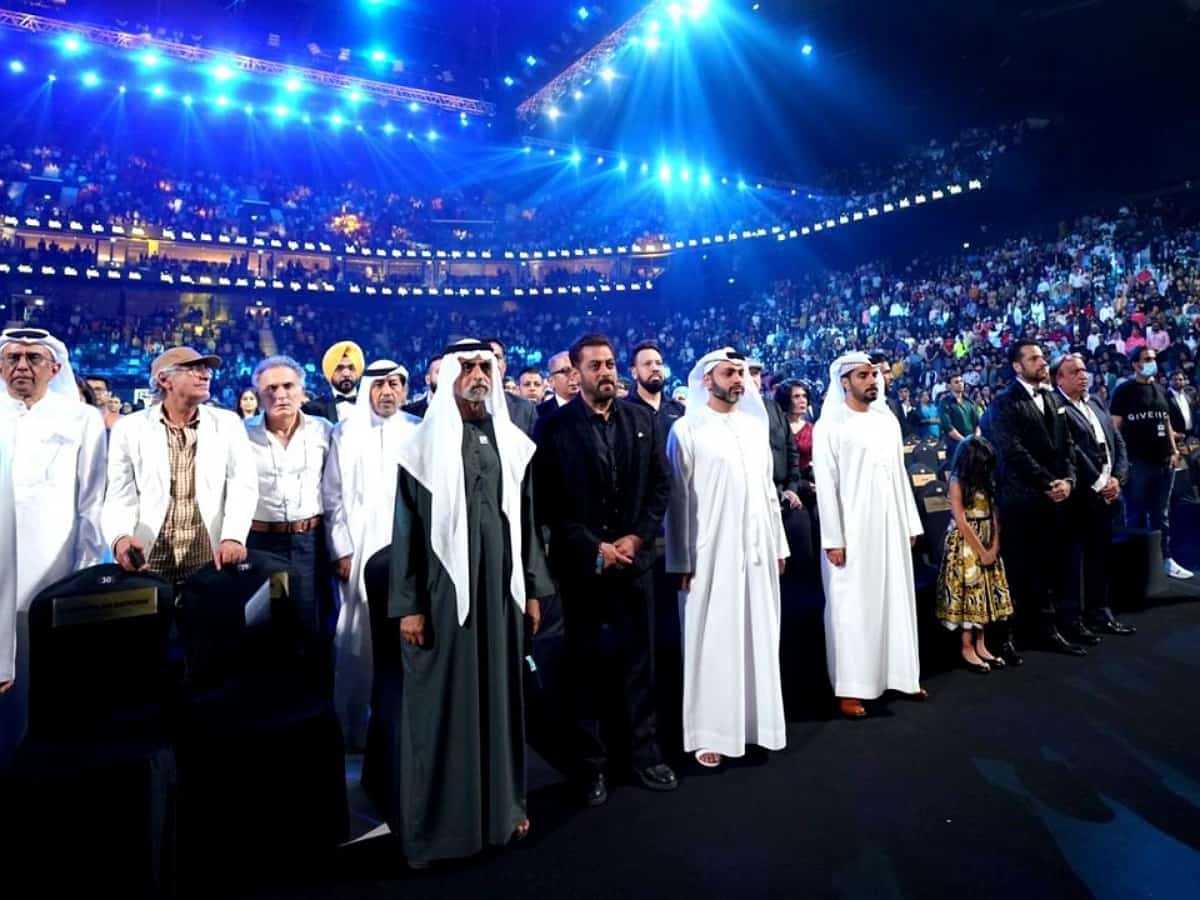 IIFA pays tribute to former UAE president Sheikh Khalifa