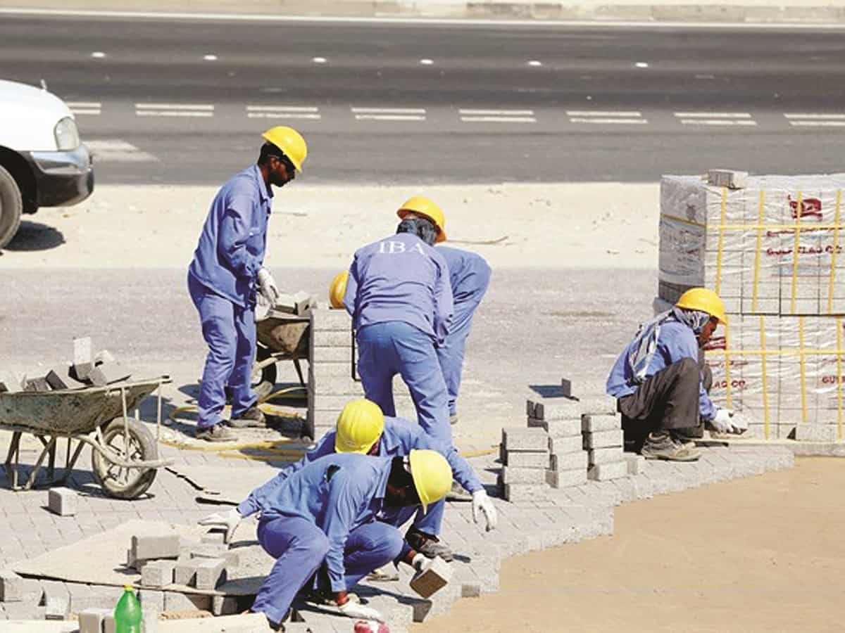 UAE bans working under the sun from June 15