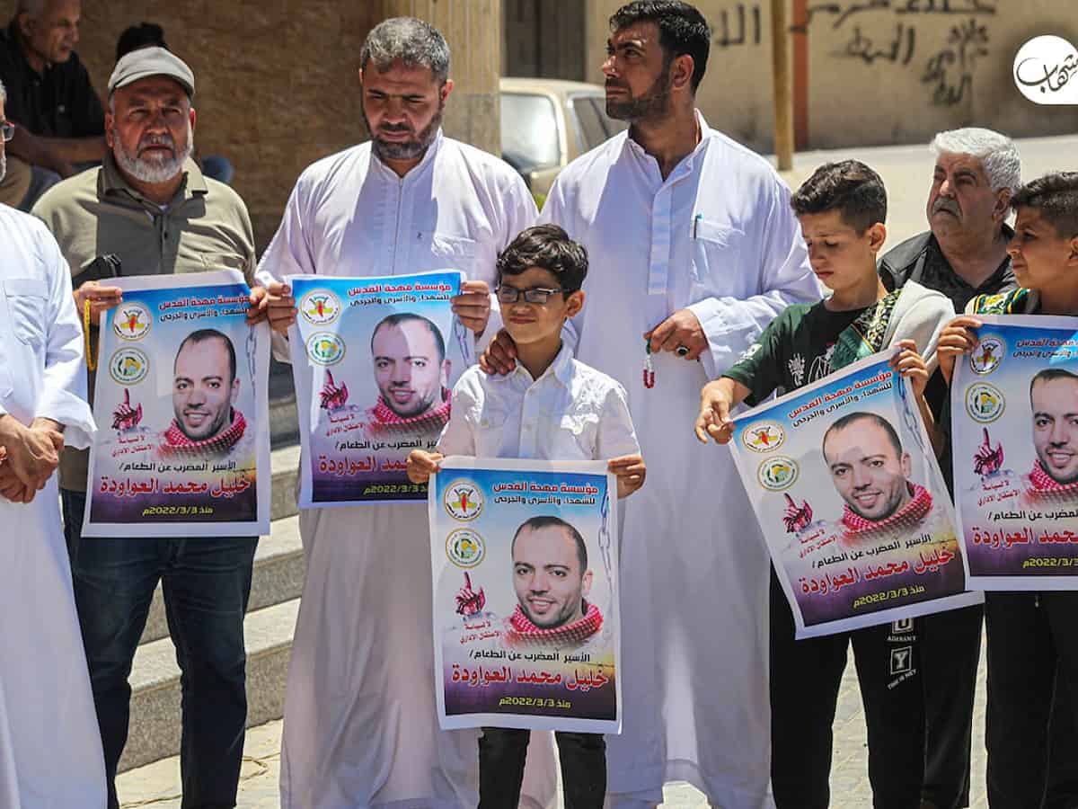Palestinian prisoner Khalil Awawda on 100th day of hunger strike, transferred to hospital