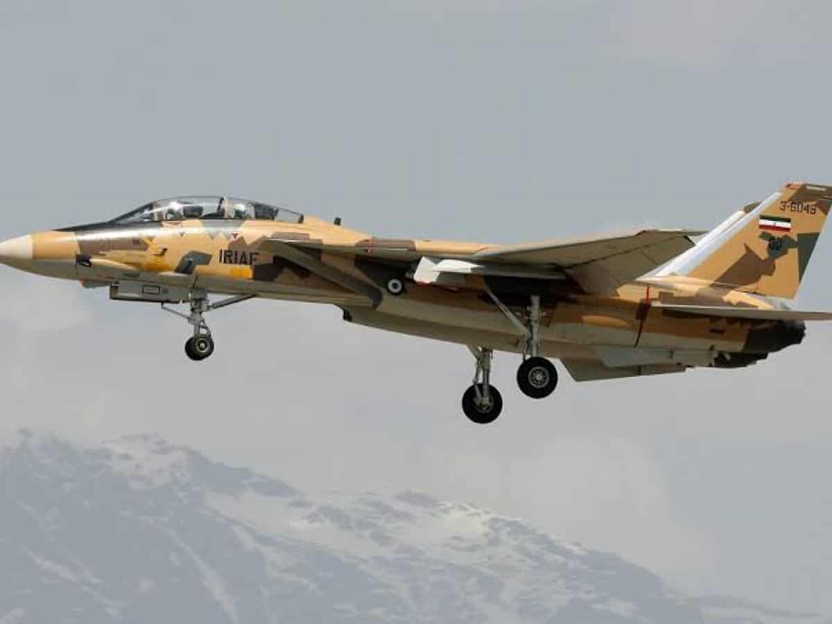 Iranian F-14 fighter jet crashes, no casualties