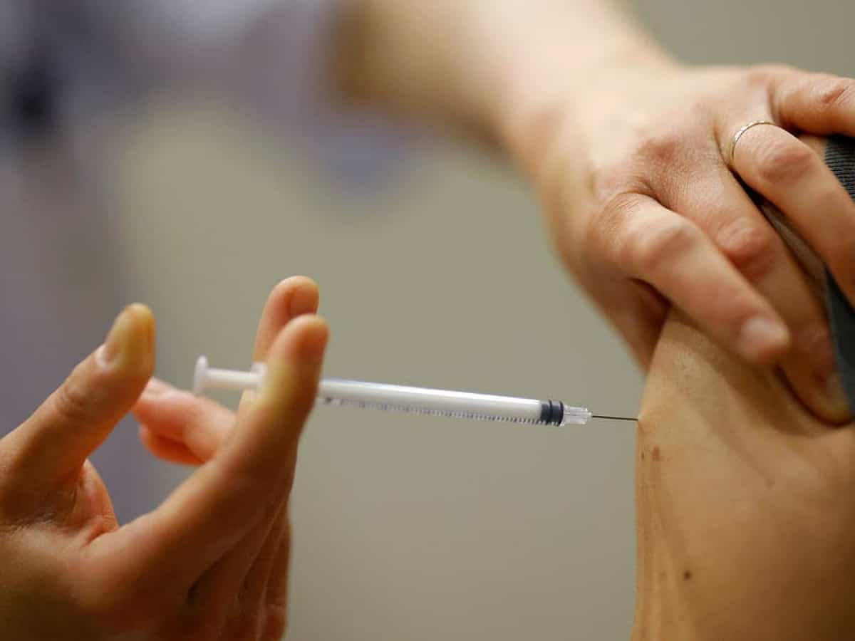 Saudi Arabia: Domestic pilgrims must take two more vaccines before Haj