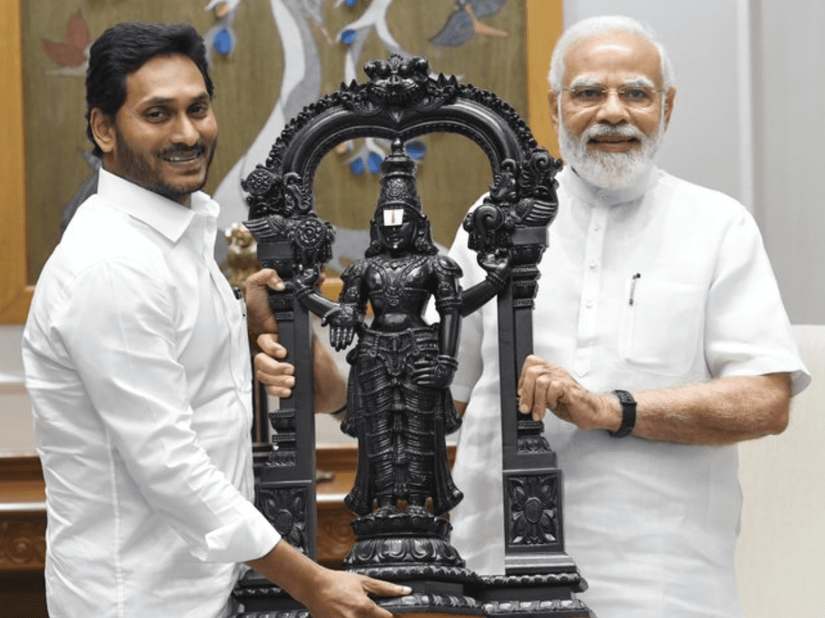 Andhra CM YS Jagan meets PM ahead of Presidential elections