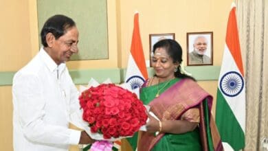 Telangana: KCR,governor condole minister's mother's death
