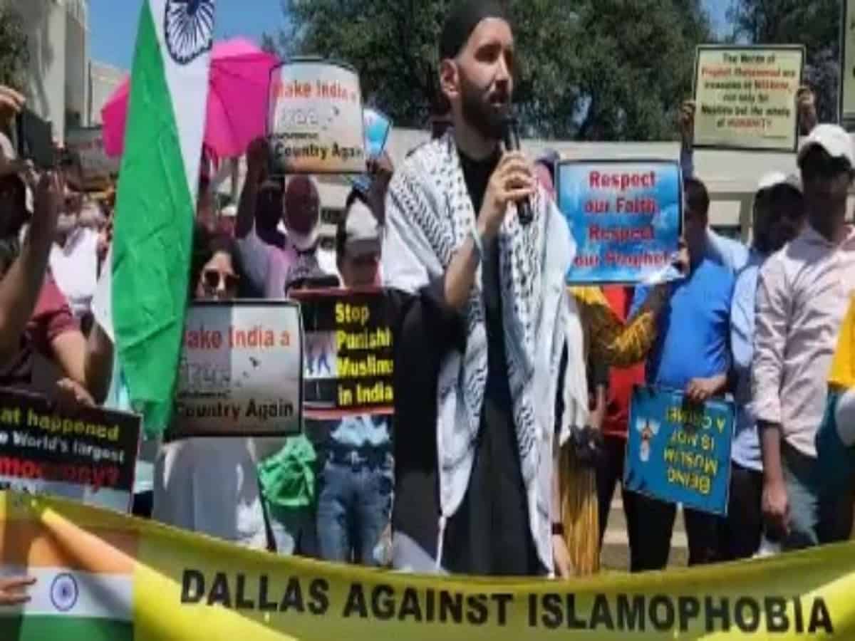 Indian American Muslims protest against demolition of Mulim houses in India